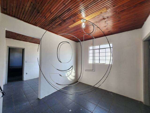 #5569 - Casa para Locação em Marília - SP